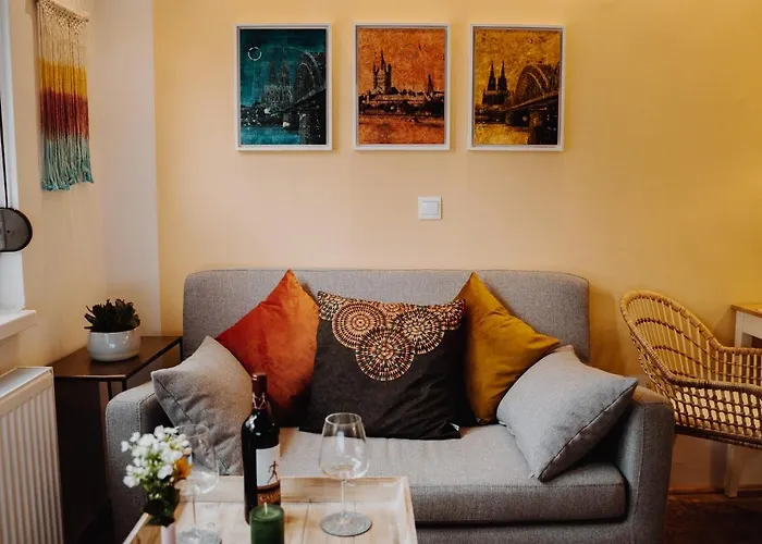Muelheim, Schoenes Apartment, E-Werk, Palladium, Carlswerk, Messe, Lanxess-Arena